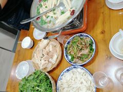 -牧人巷子·大锅羊汤·暴走牛骨(大成路店)
