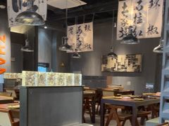 -张翻越·川渝冒菜·武汉黑鸭煲(城北万象城店)
