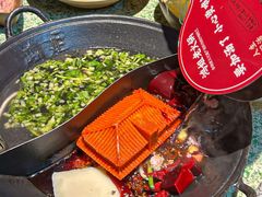 -鸿姐老火锅(静安店)