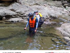 -安吉龙王山峡谷漂流