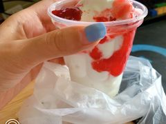 迷你草莓新地-麦当劳(朝阳北路店)