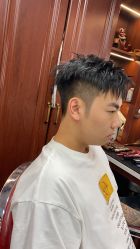 -绅仕門男士理发馆