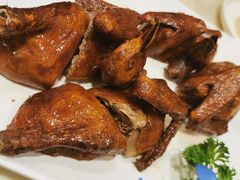 脆皮乳鸽-稻香酒家(长宁KING88广场店)