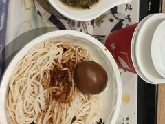 -东方既白(虹桥机场店)