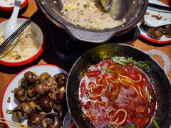 -老闵田螺馆·南昌市井菜·特色小吃(总店)