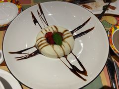 意式奶冻配浆果-安妮意大利餐厅(望京店)