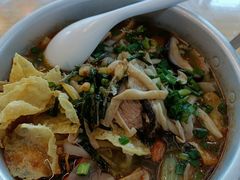-丽丽三鲜螺蛳粉(田林路店)