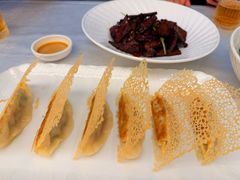 -品海楼·大连海胆锅贴馆(东港店)