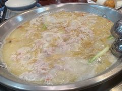 -老来福·非遗酸汤兔(凯旋路店)