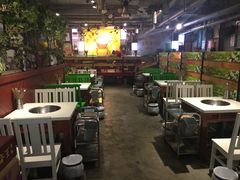 大堂-钢管厂歆瑞源油卤串串香(春熙路太古里店)