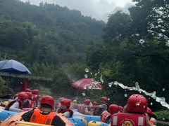 -虎啸峡漂流