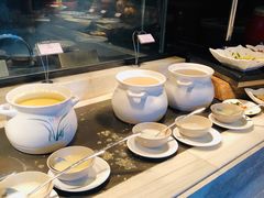 -飨食汇全日制餐厅·昆山皇冠假日酒店(九方店)
