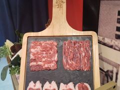 -渝水岸·鲜货火锅(新村7店)