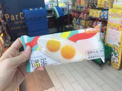 -全家便利店(东直门店)