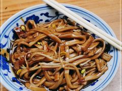 -珠宝街老左杂酱面馆