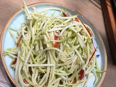 -大巴扎的姑娘(荣盛时代广场店)