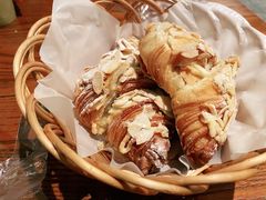 杏仁羊角-麦田工坊(月湖店)