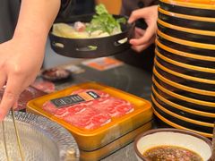 -牛YO寿喜烧·铁板烧和牛火锅自助(市府恒隆店)