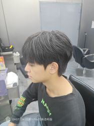-米可造型烫发染发