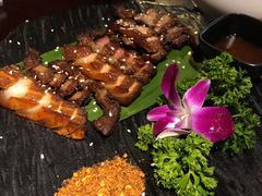 猪颈肉-觅山云南菜(泊富ICITY店)