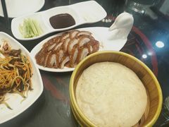 -六和聚传统烤鸭.天津菜(和平店)
