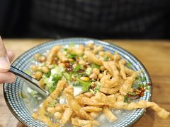 -曾笼笼牛肉饼