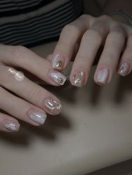 -悦指间美甲美睫