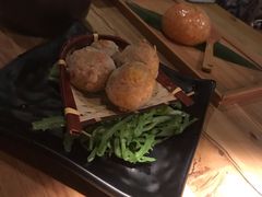 飞鱼籽墨鱼滑-湊湊火锅·茶憩(杭州湖滨银泰in77店)
