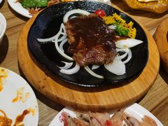 -菲尼克斯牛排店(杉杉奥特莱斯店)