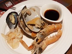 -四海一家自助餐(益田假日广场店)