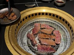 -山川小町·极番烧肉(新地假日广场店)
