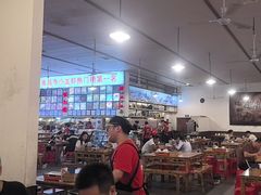 -冶建镜子·老南昌大排档·江西虾王(总店)
