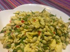 -香巴拉云南餐厅(华莱坞店)