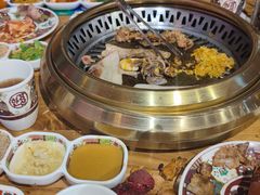 -汉江山料理级自助烤肉黑金冠(周口好吃城店)