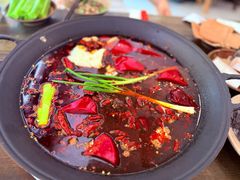 -黄潇洒老火锅(九眼桥宏济巷店)