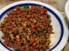 -钟掌勺忘不了地道湘菜(新天地假日广场店)