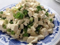 小葱拌豆腐-村东第一家私房菜馆(古北水镇店)