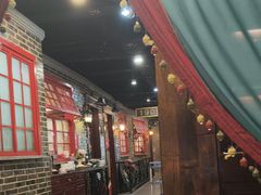 -东口码头·烧鸽子·鱼头泡饼·地方菜(金鹰悦城店)