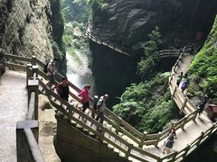 -龙水峡地缝景区