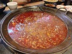 -沸炉重庆老火锅(军事博物馆店)