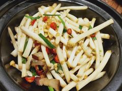 -湘潭九龙鱼头店(城南西路店)