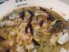 -渔语鱼酸菜鱼新川菜(来福士店)