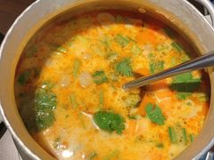 冬阴功-大头虾越式风味餐厅(光明广场店)