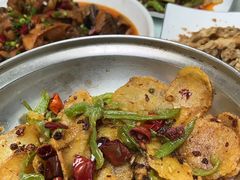 -秦扬居特色菜馆(上王村)