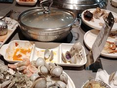 -黑金·寻焰自助百汇·烤肉·火锅(中街店)
