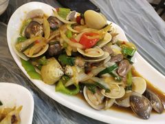 -覃记海鲜美食餐厅