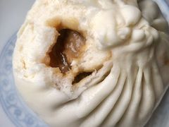 大肉包-白玉兰传统小吃