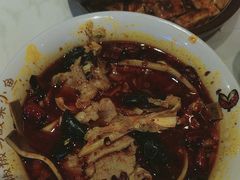 -渝是乎酸菜鱼·川渝小炒(新世界百货望京店)