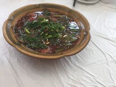 水煮牛肉-老成都郑师傅川菜饭店