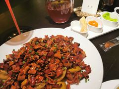 辣子鸡汁焗鲍鱼-甄御•海鲜新青岛菜(麦岛店)